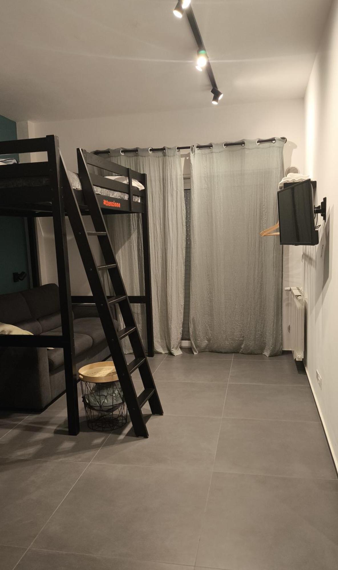 Okto Apartments ميلاتسو المظهر الخارجي الصورة